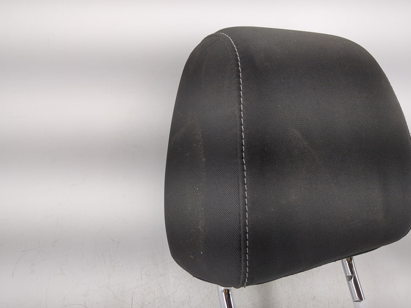 2013-2015 Ford Escape Headrest Head Rest Front Driver Passenger Seat - Oemusedautoparts1.com