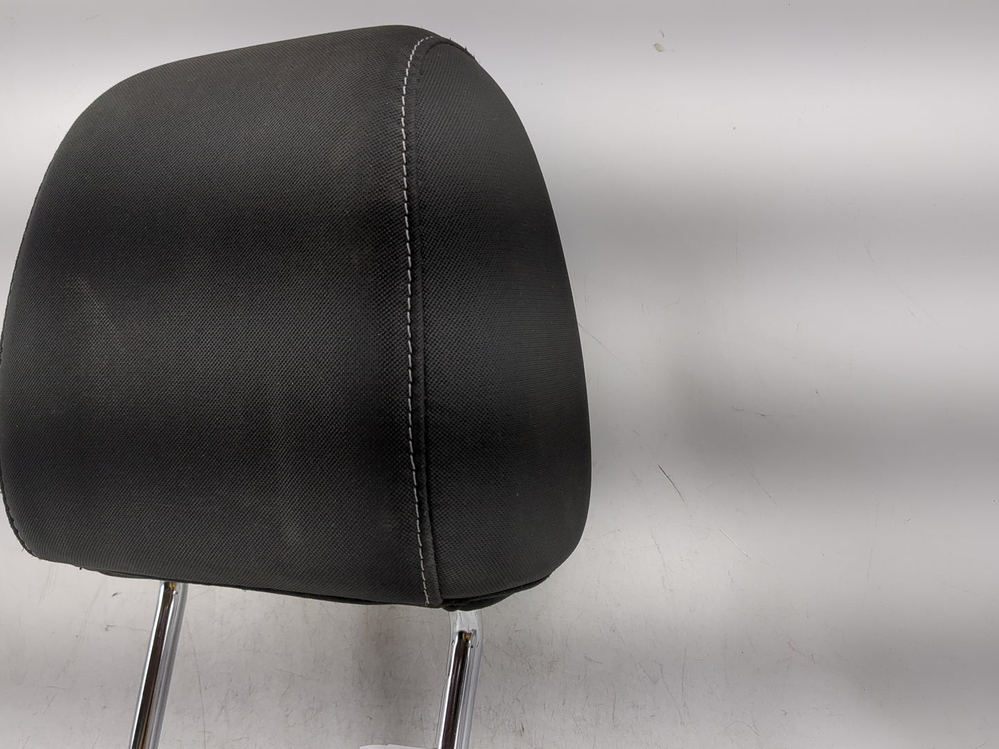 2013-2015 Ford Escape Headrest Head Rest Front Driver Passenger Seat - Oemusedautoparts1.com