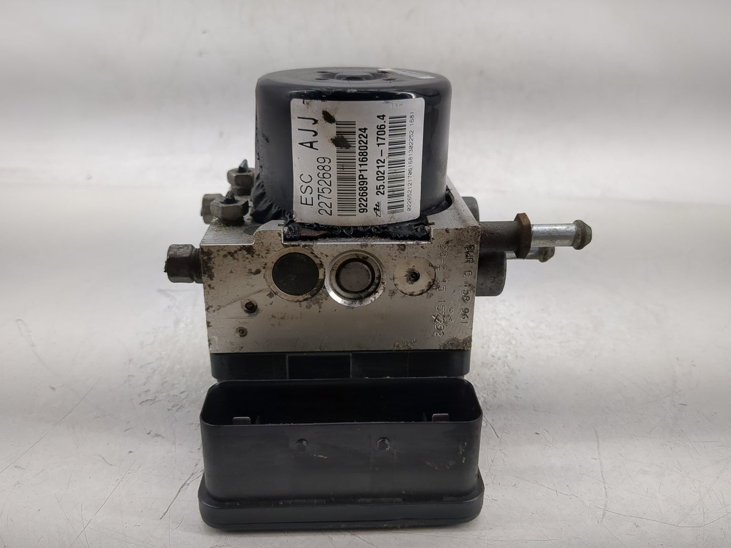 2013-2015 Ford Escape ABS Pump Control Module Replacement P/N:22752689 Fits Fits 2013 2014 2015 OEM Used Auto Parts - Oemuse
