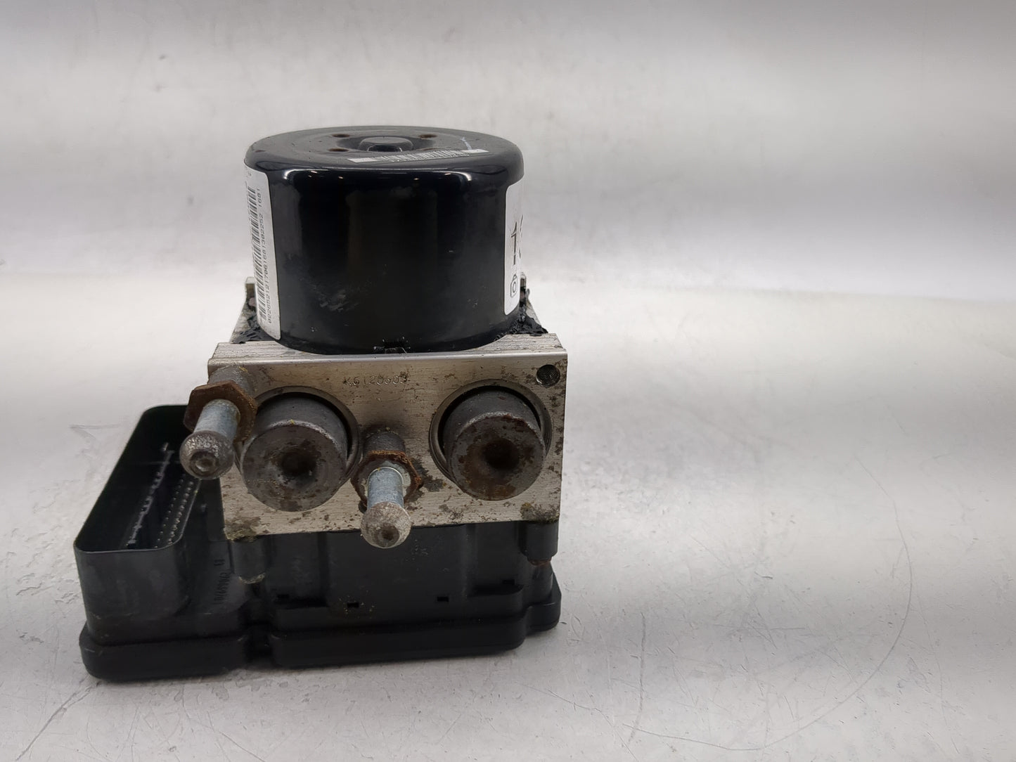 2013-2015 Ford Escape ABS Pump Control Module Replacement P/N:22752689 Fits Fits 2013 2014 2015 OEM Used Auto Parts - Oemuse