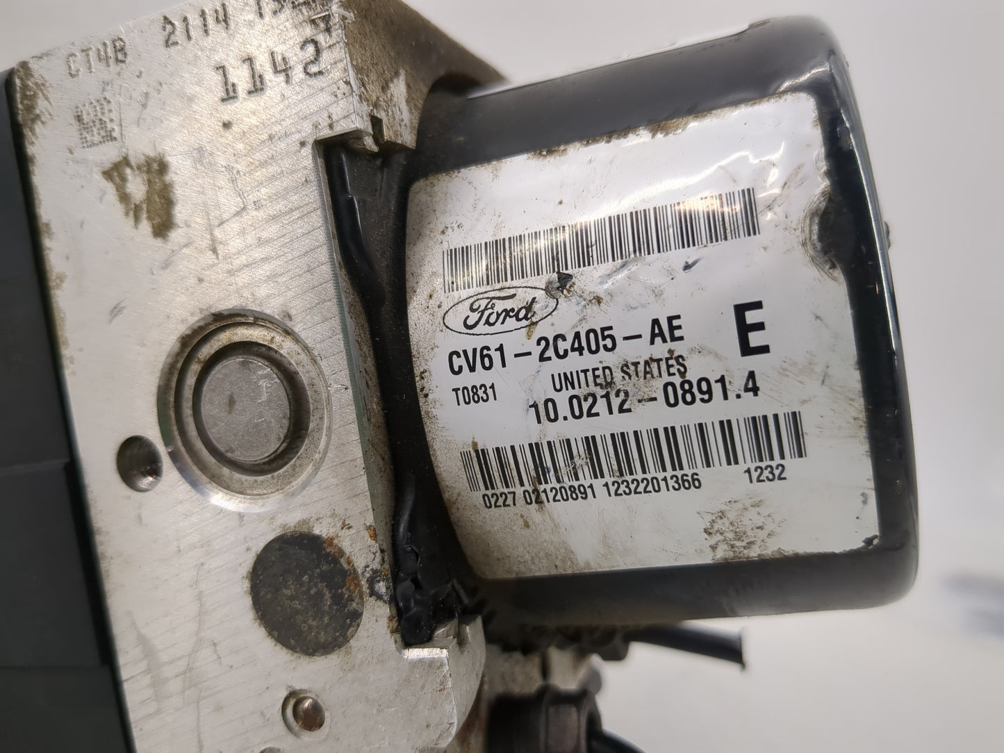 2013-2015 Ford Escape ABS Pump Control Module Replacement P/N:CV61-2C405-AE 22752689 Fits Fits 2013 2014 2015 OEM Used Auto 