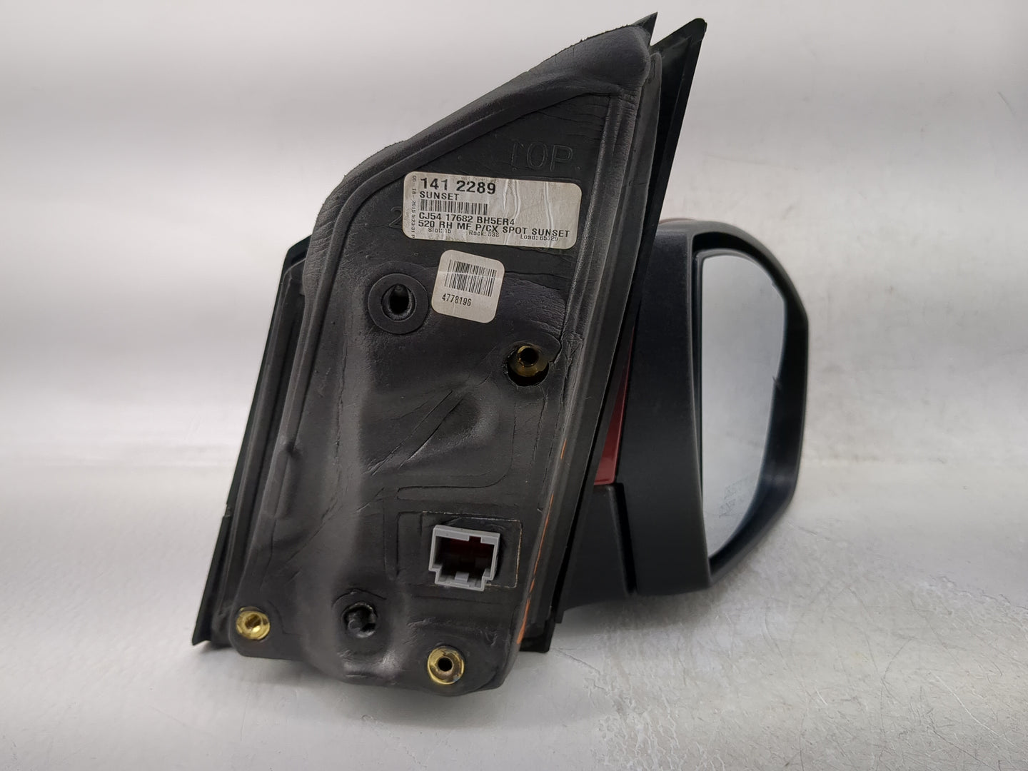 2013-2016 Ford Escape Passenger Side View Mirror - Right Door Mirror OEM Used - Oemusedautoparts1.com