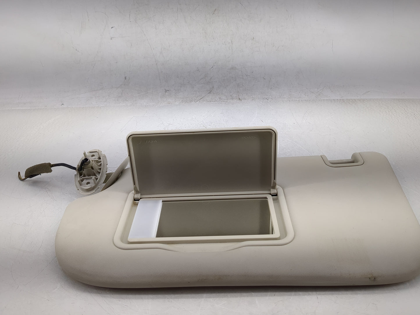 2013-2019 Ford Escape Sun Visor Shade Replacement Driver Left Mirror Fits Fits 2013 2014 2015 2016 2017 2018 2019 OEM Used A