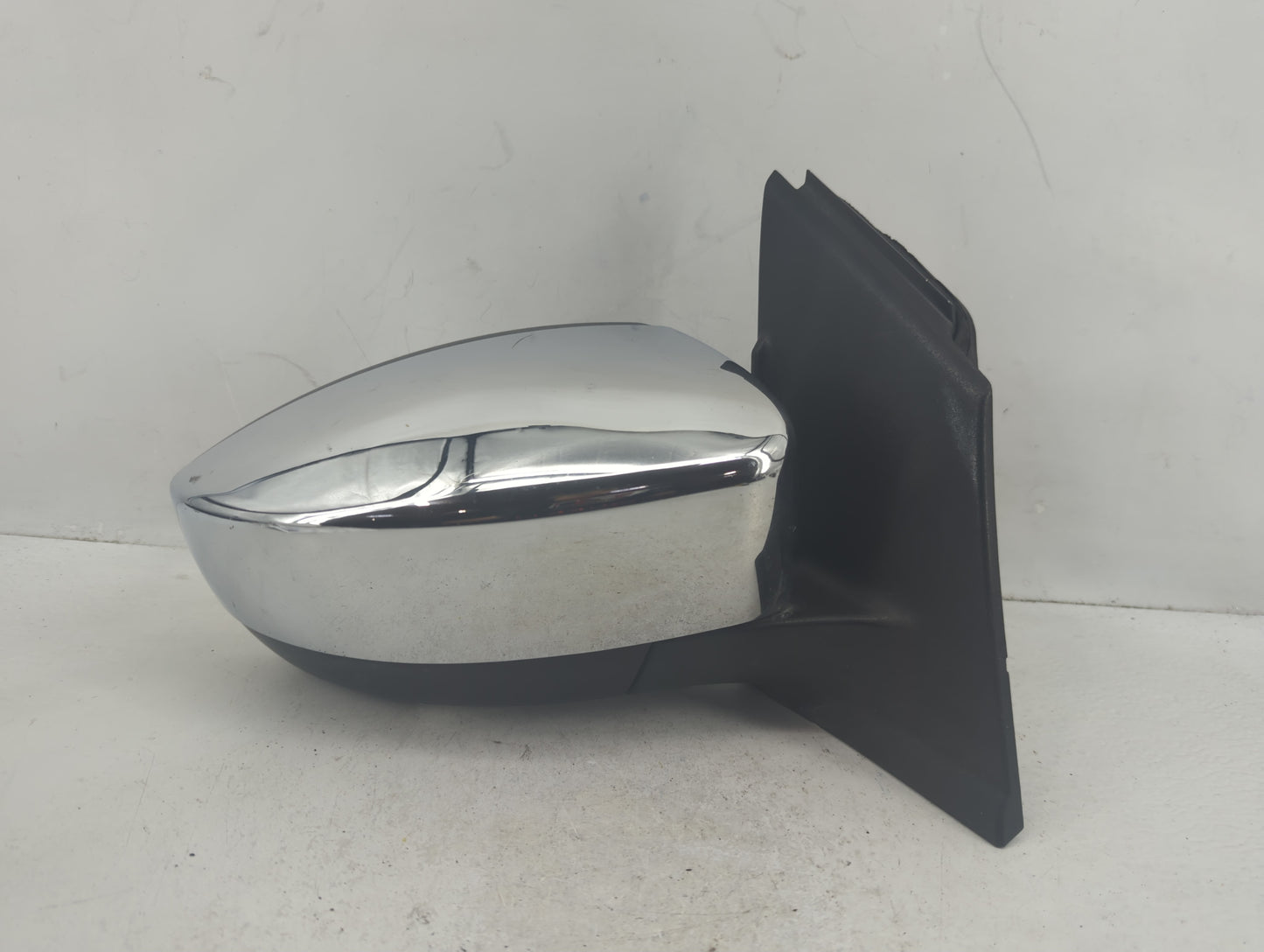 2014-2016 Ford Escape Passenger Side View Mirror - Right Door Mirror OEM Used - Oemusedautoparts1.com