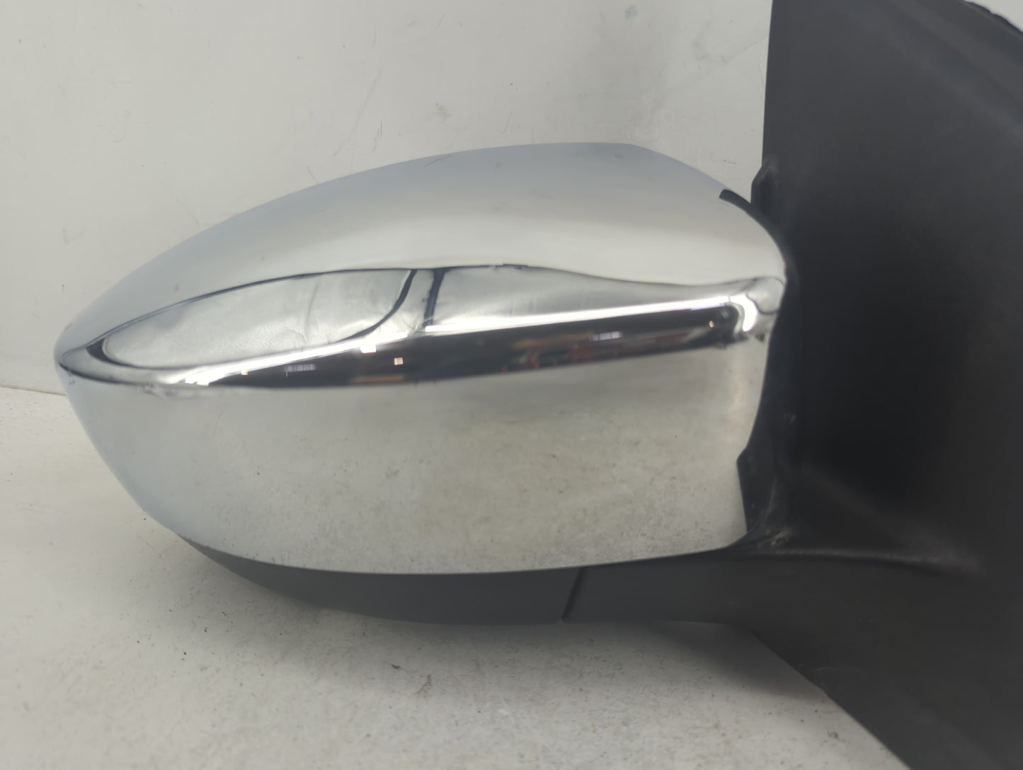 2014-2016 Ford Escape Passenger Side View Mirror - Right Door Mirror OEM Used - Oemusedautoparts1.com