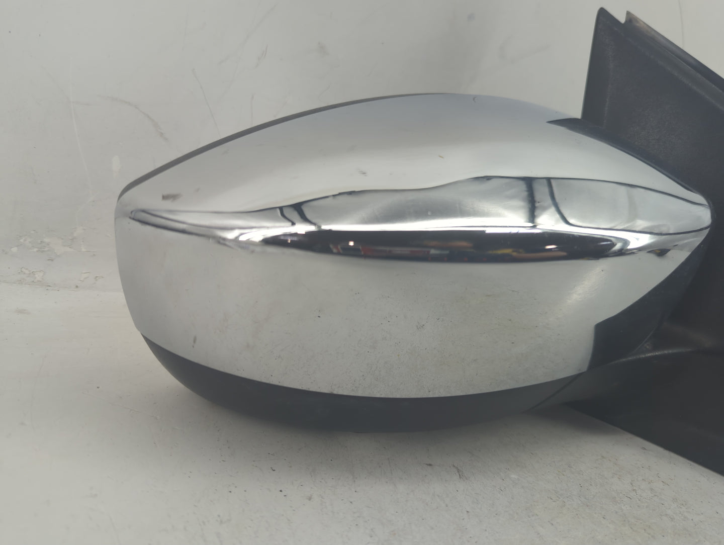 2014-2016 Ford Escape Passenger Side View Mirror - Right Door Mirror OEM Used - Oemusedautoparts1.com