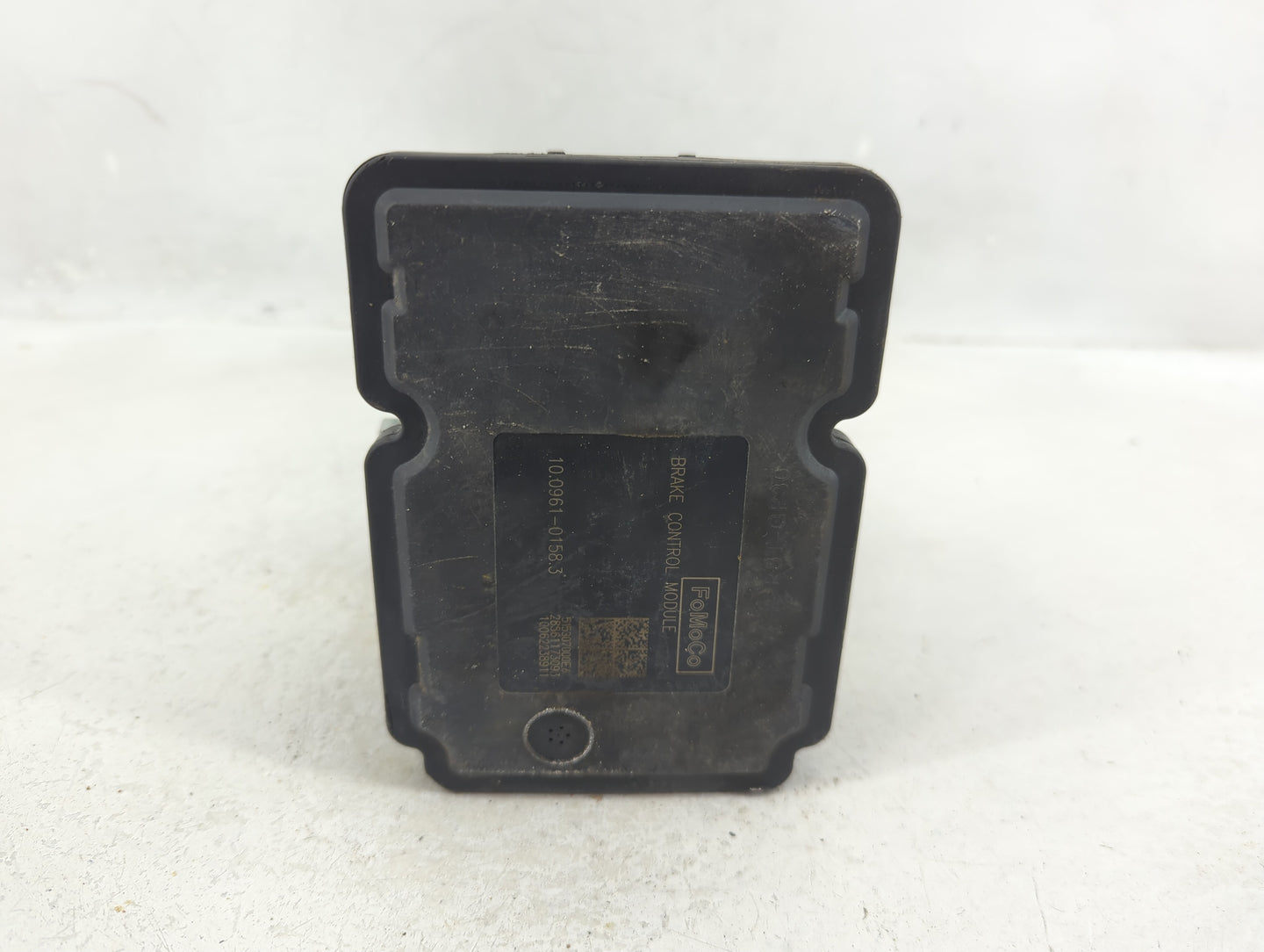 2015 Ford Escape ABS Pump Control Module Replacement P/N:10.0961-0158.3 Fits OEM Used Auto Parts - Oemusedautoparts1.com
