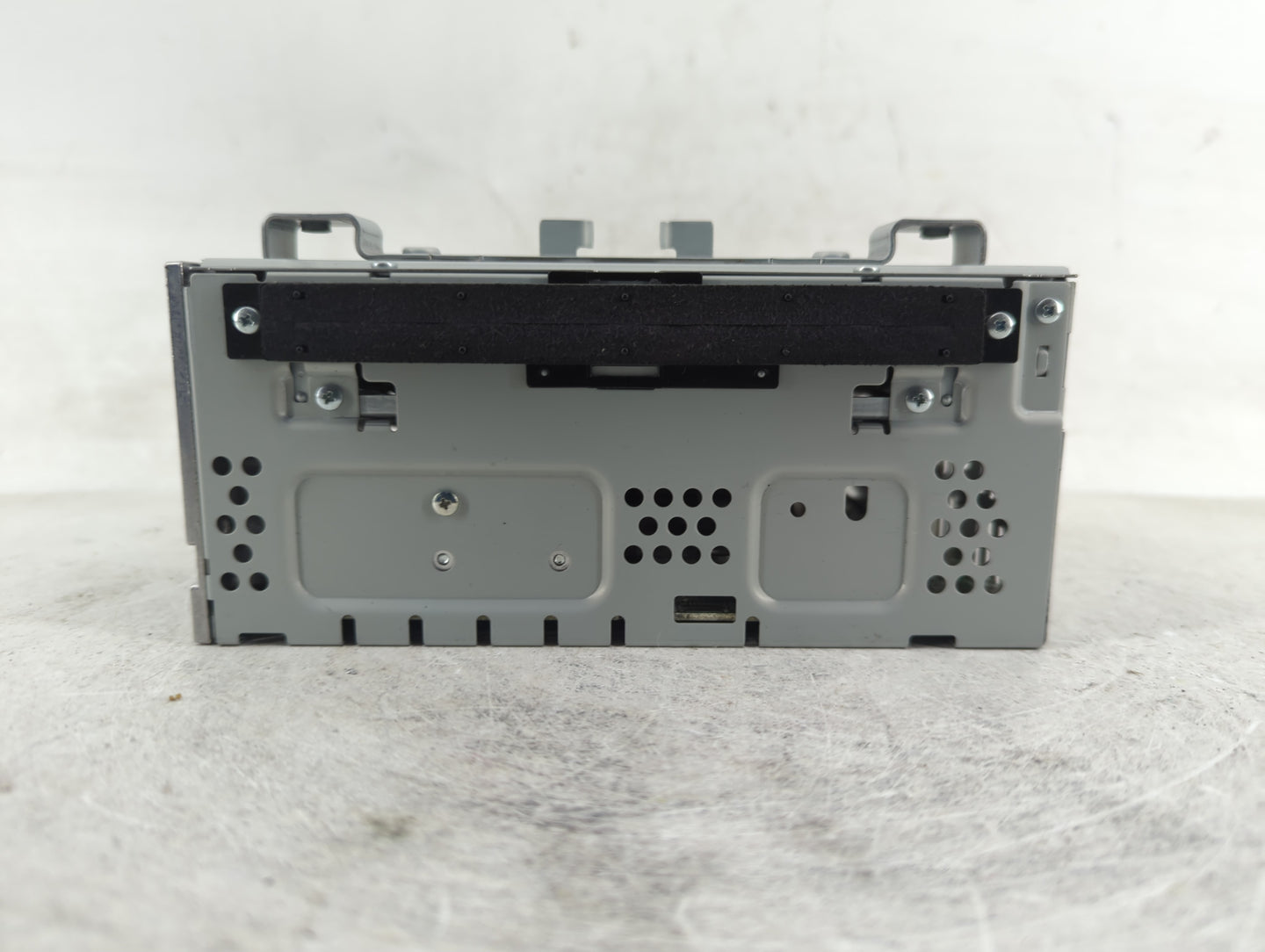 2013-2015 Ford Escape Radio AM FM Cd Player Receiver Replacement P/N:CJ5T-19C107-FB Fits Fits 2013 2014 2015 OEM Used Auto P