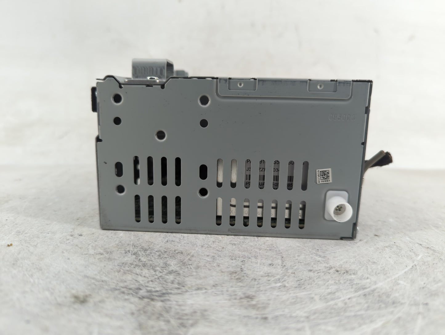 2013-2015 Ford Escape Radio AM FM Cd Player Receiver Replacement P/N:CJ5T-19C107-FB Fits Fits 2013 2014 2015 OEM Used Auto P
