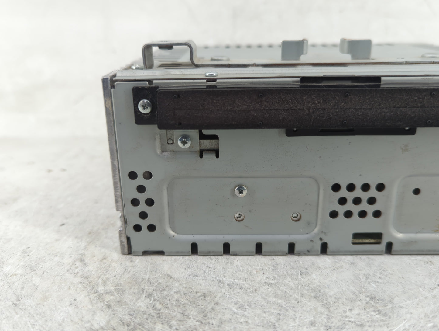 2013-2015 Ford Escape Radio AM FM Cd Player Receiver Replacement P/N:CJ5T-19C107-BH Fits Fits 2013 2014 2015 OEM Used Auto P