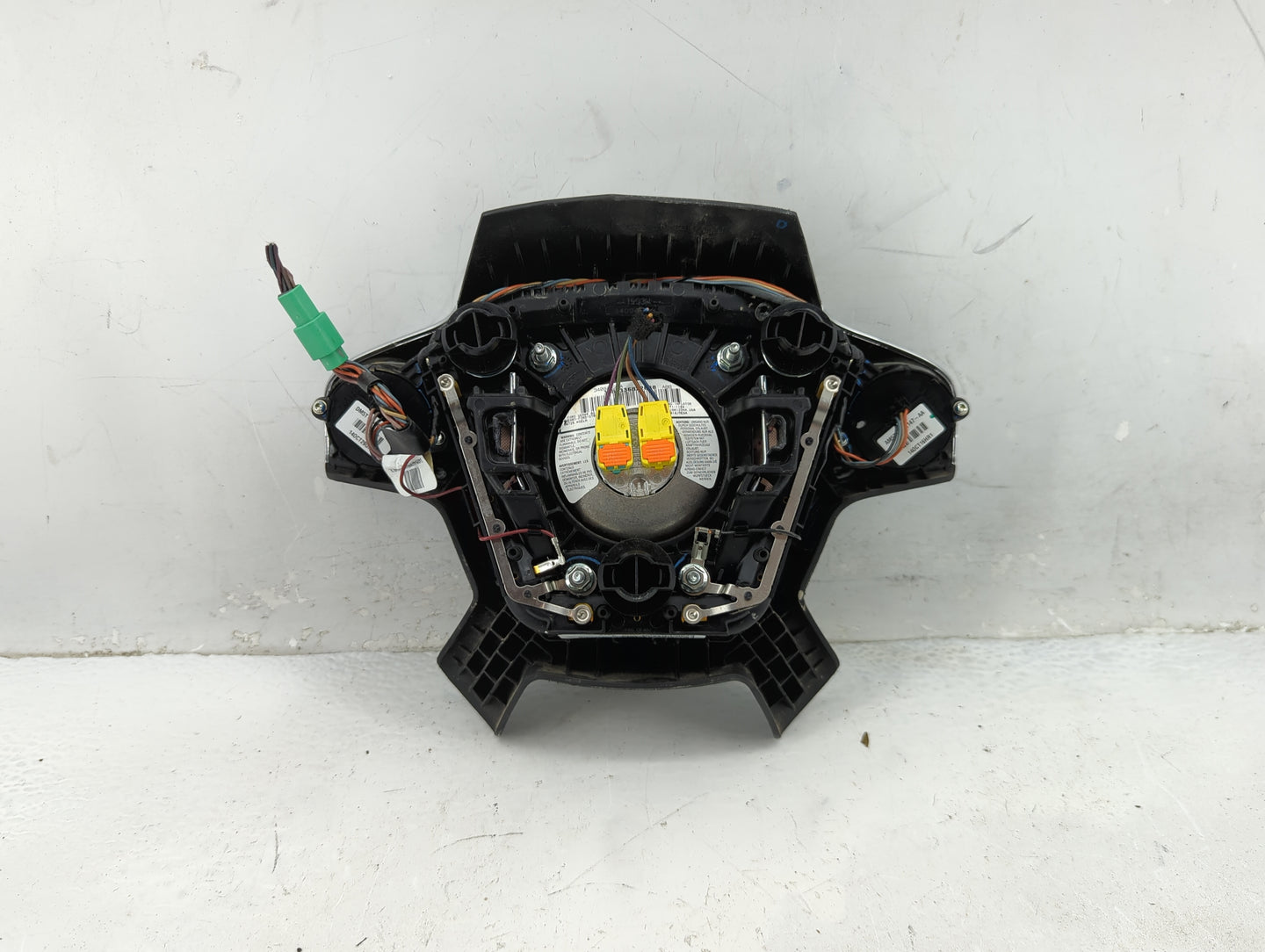 2015-2016 Ford Escape Air Bag Driver Left Steering Wheel Mounted P/N:EJ54A042B85 Fits Fits 2015 2016 OEM Used Auto Parts - O