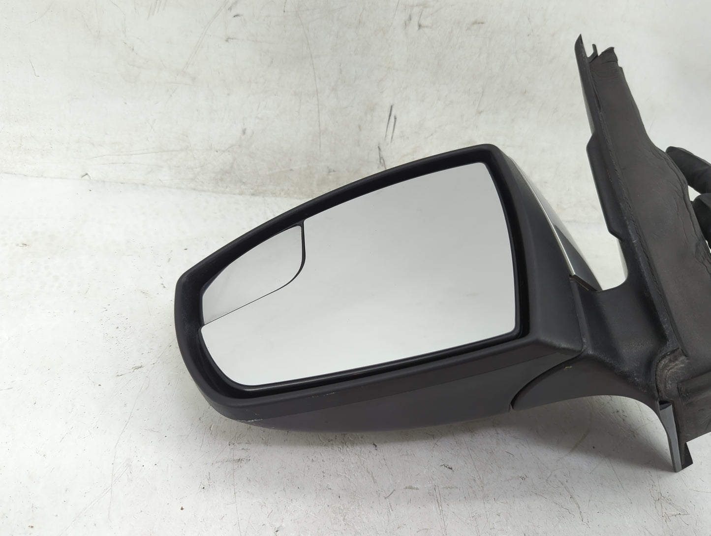 2013-2016 Ford Escape Driver Side View Mirror - Left Door Mirror OEM Used - Oemusedautoparts1.com