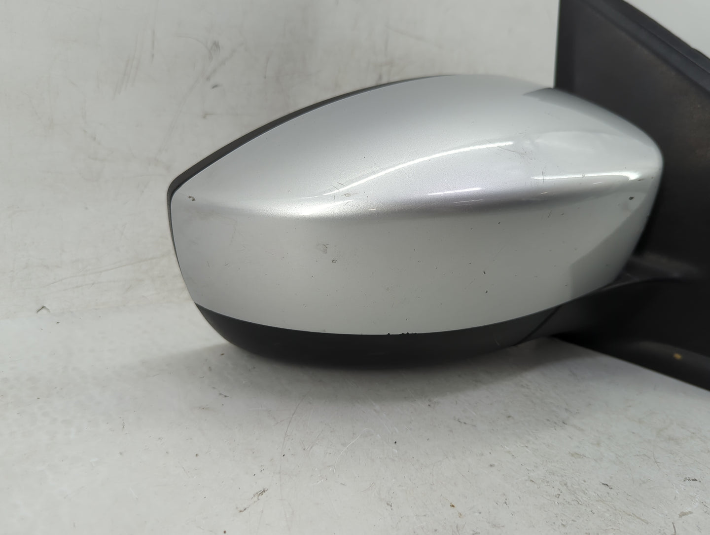 2013-2016 Ford Escape Passenger Side View Mirror - Right Door Mirror OEM Used - Oemusedautoparts1.com