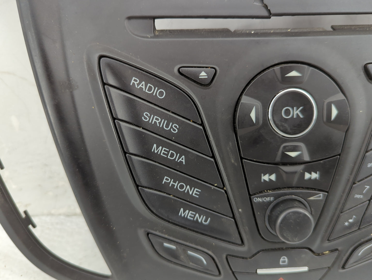 2013-2016 Ford Escape Radio Control Panel - Oemusedautoparts1.com