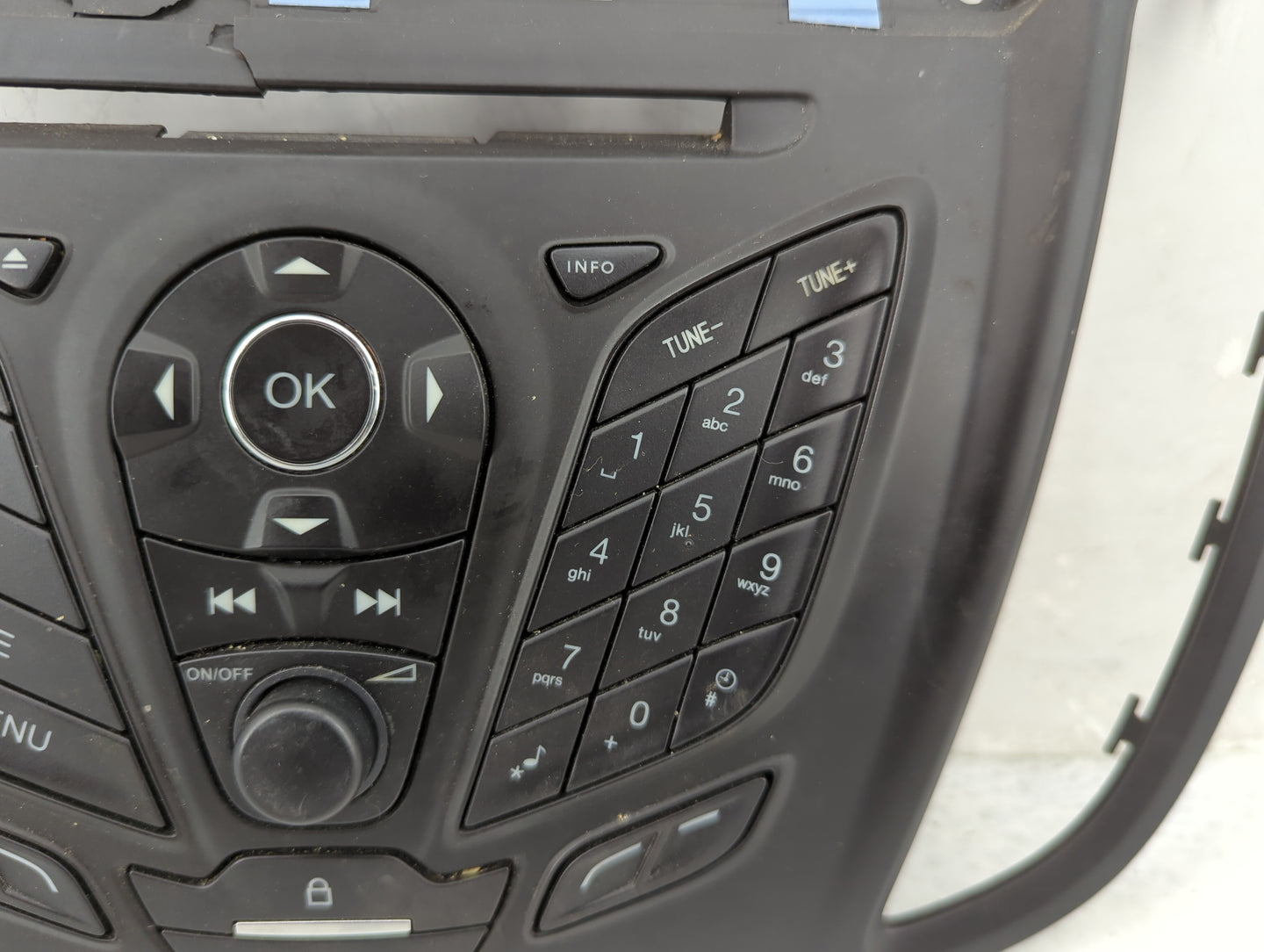 2013-2016 Ford Escape Radio Control Panel - Oemusedautoparts1.com