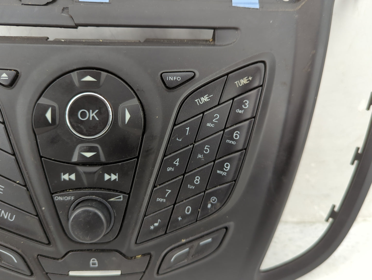 2013-2016 Ford Escape Radio Control Panel - Oemusedautoparts1.com