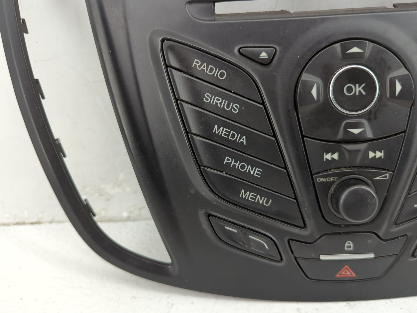 2013-2016 Ford Escape Radio Control Panel - Oemusedautoparts1.com