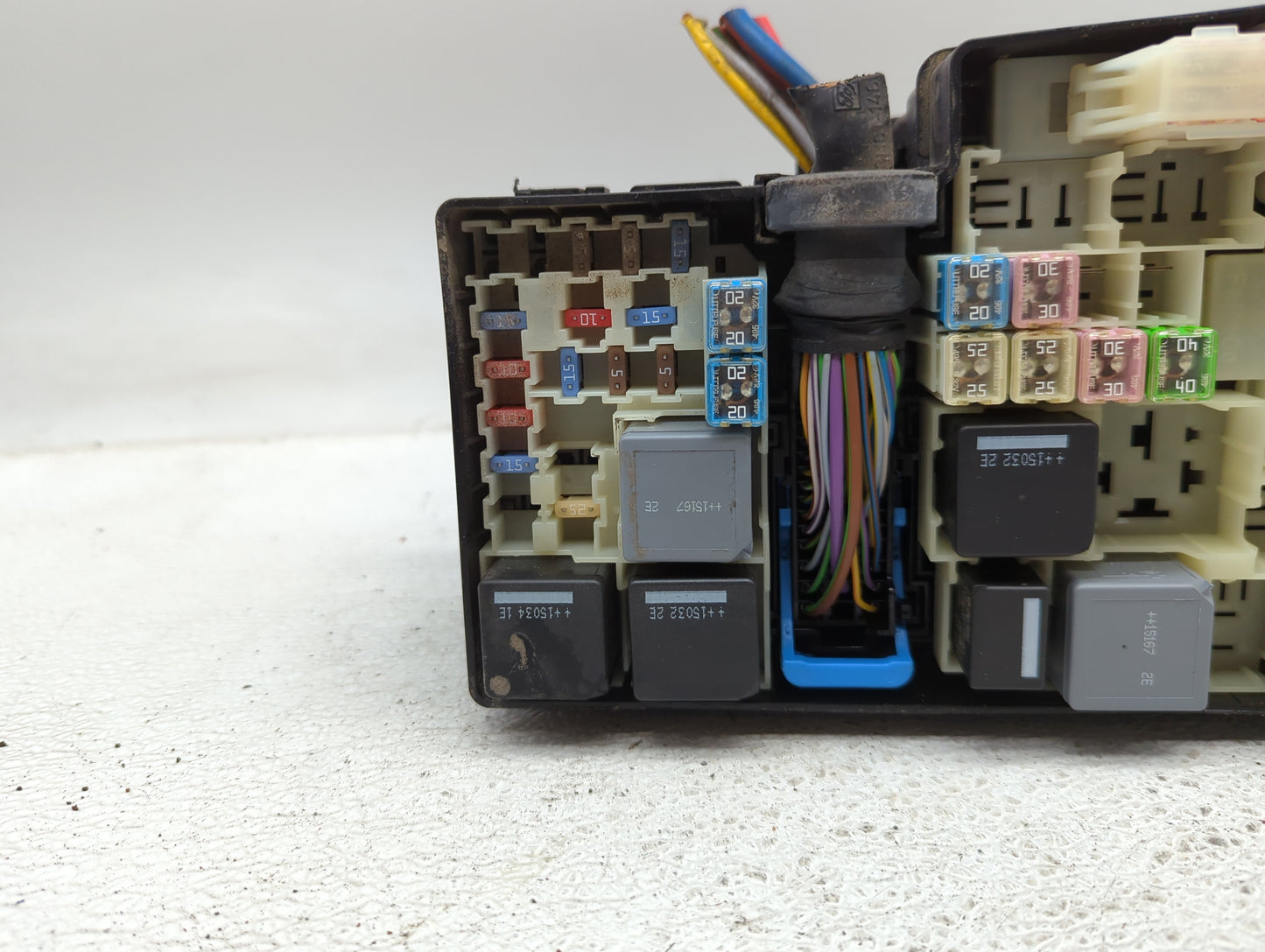 2013-2016 Ford Escape Fusebox Fuse Box Panel Relay Module P/N:AV6T-14A076-AB Fits Fits 2013 2014 2015 2016 OEM Used Auto Par