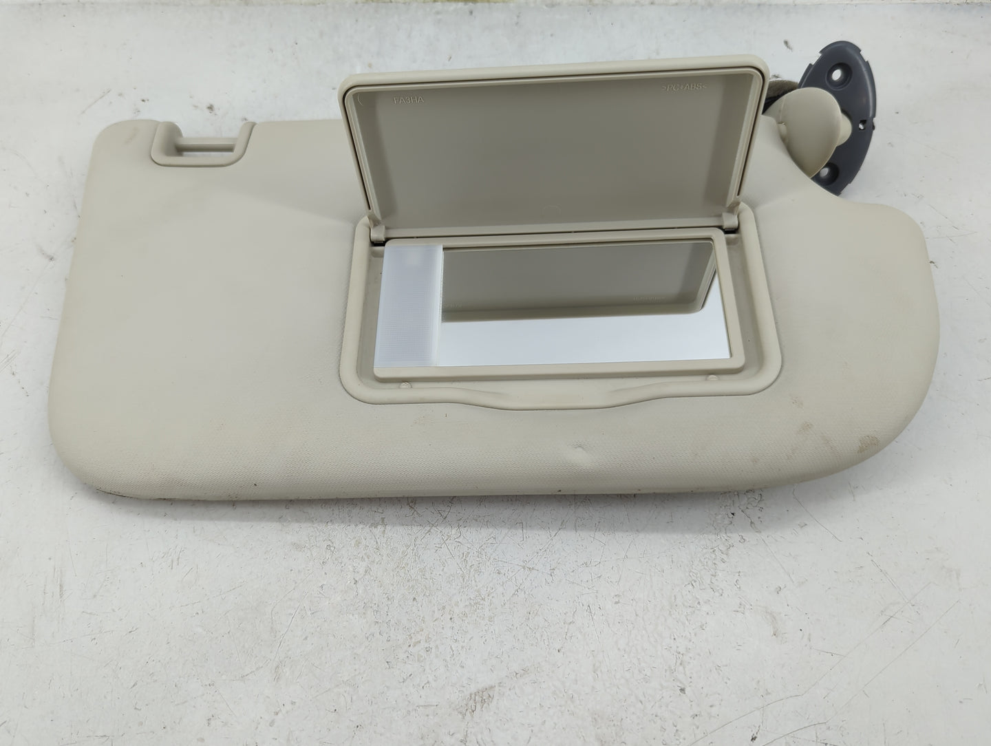 2013-2019 Ford Escape Sun Visor Shade Replacement Passenger Right Mirror Fits Fits 2013 2014 2015 2016 2017 2018 2019 OEM Us