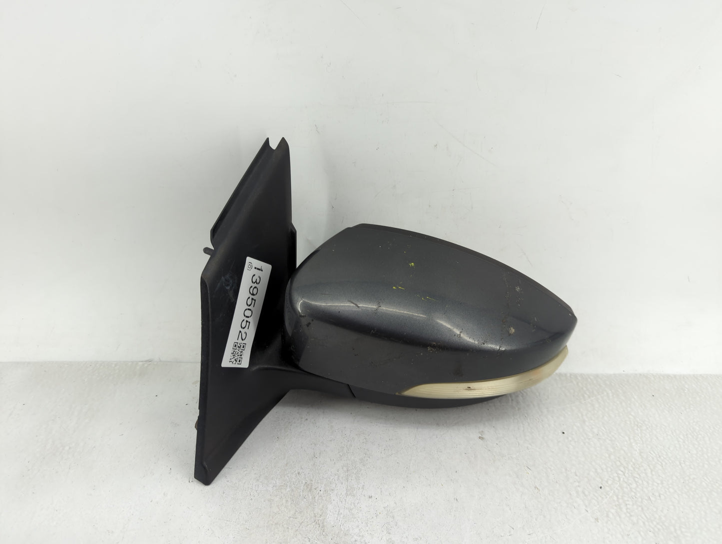 2013-2016 Ford Escape Driver Side View Mirror - Left Door Mirror OEM Used - Oemusedautoparts1.com