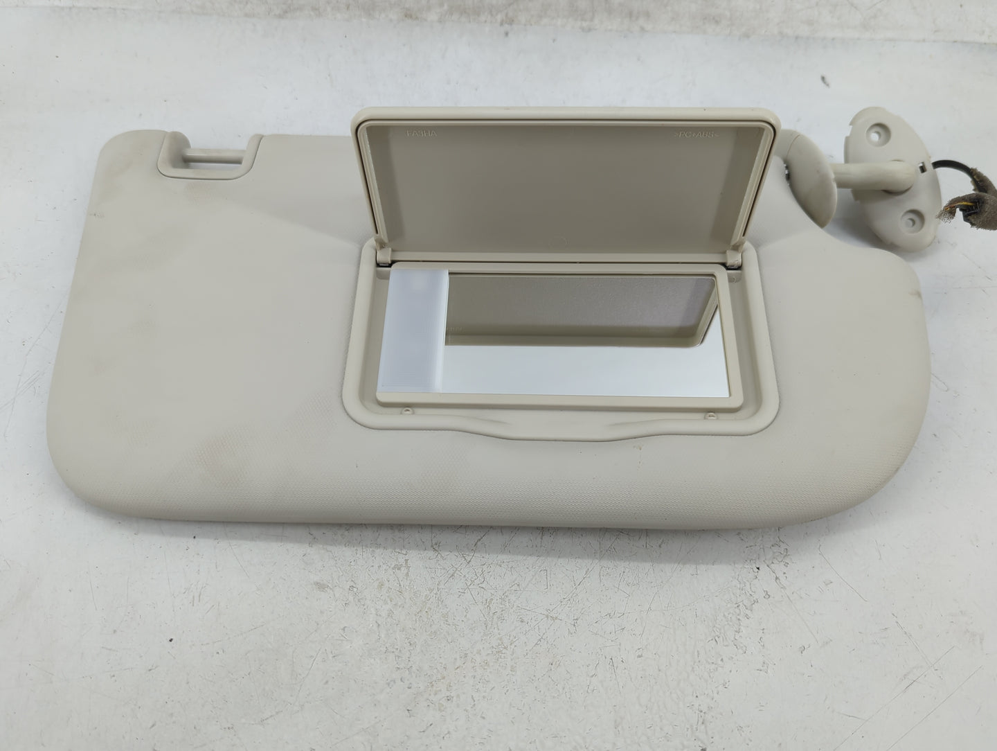 2013-2019 Ford Escape Sun Visor Shade Replacement Passenger Right Mirror Fits Fits 2013 2014 2015 2016 2017 2018 2019 OEM Us
