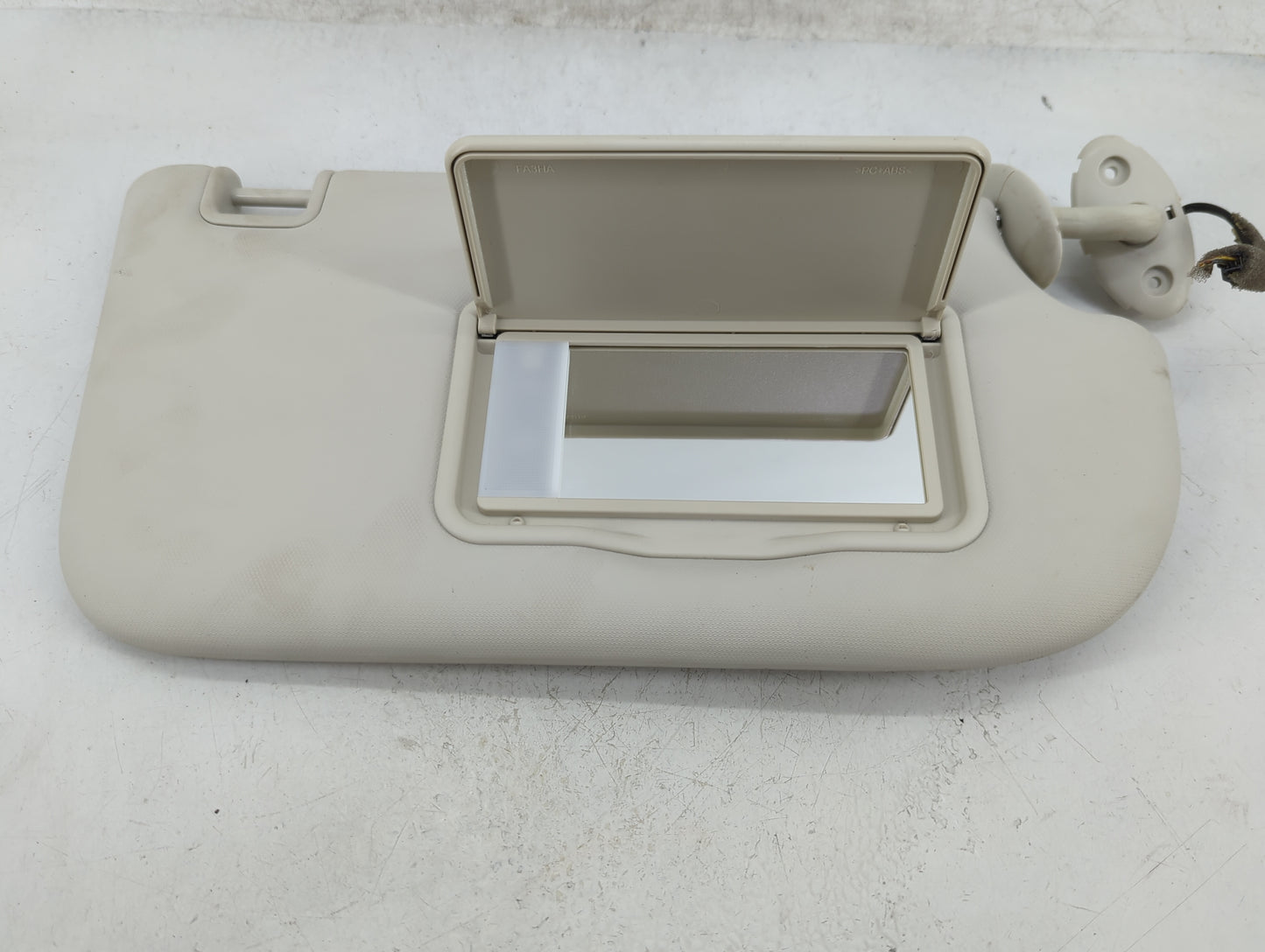 2013-2019 Ford Escape Sun Visor Shade Replacement Passenger Right Mirror Fits Fits 2013 2014 2015 2016 2017 2018 2019 OEM Us