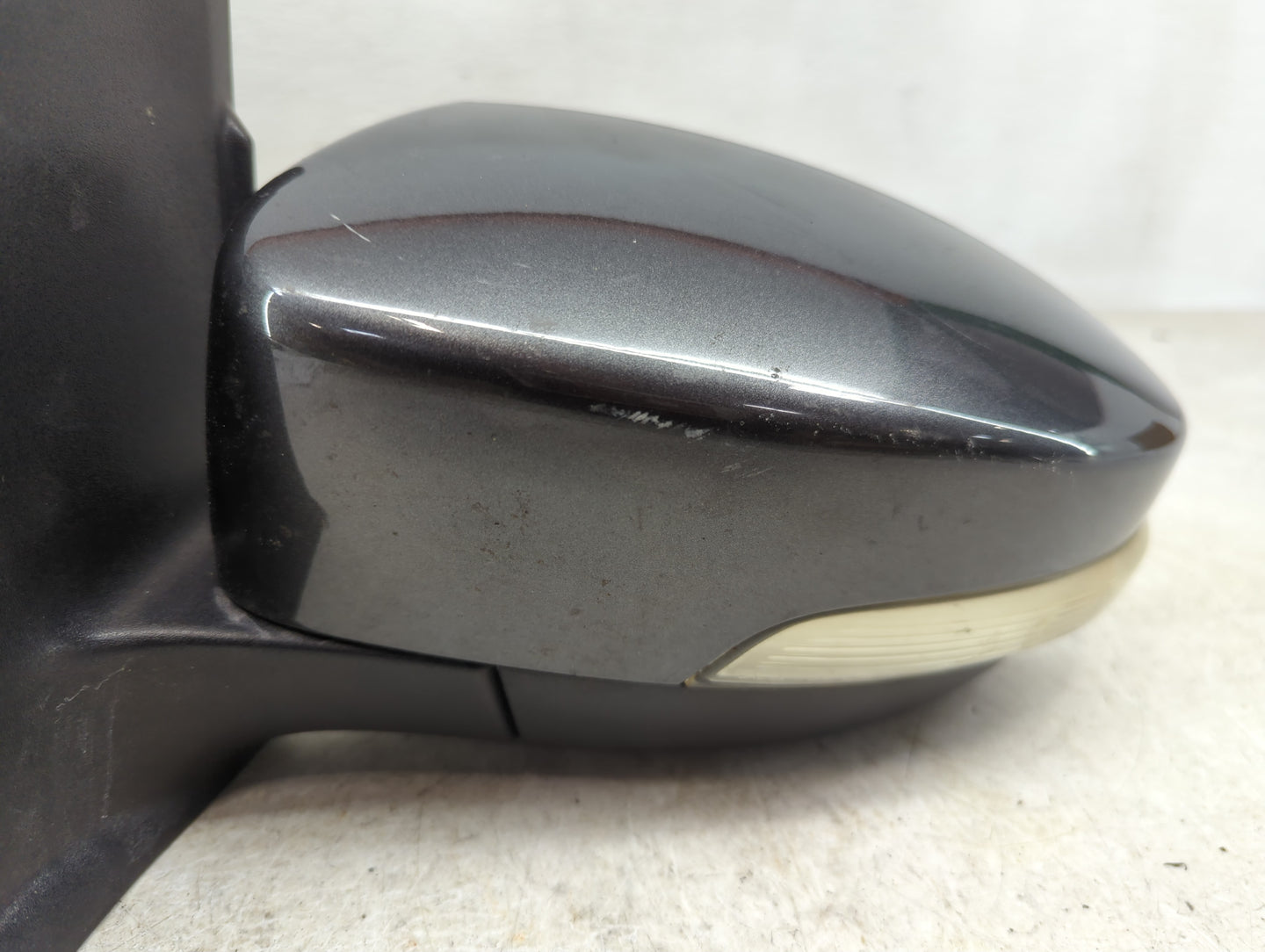 2013-2016 Ford Escape Driver Side View Mirror - Left Door Mirror OEM Used - Oemusedautoparts1.com