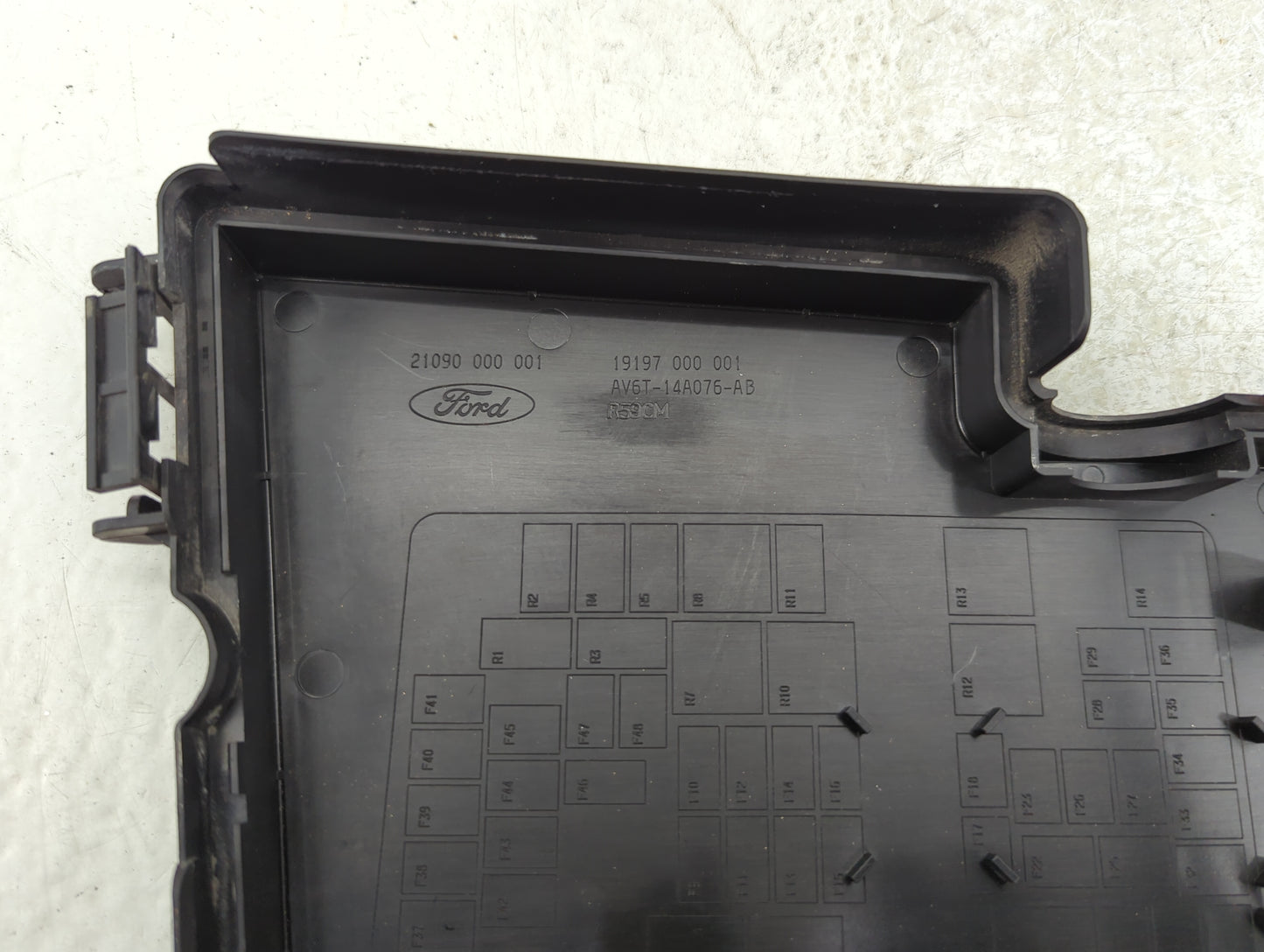 2013-2016 Ford Escape Fusebox Fuse Box Panel Relay Module P/N:AV6T-14A142-AB Fits Fits 2013 2014 2015 2016 OEM Used Auto Par