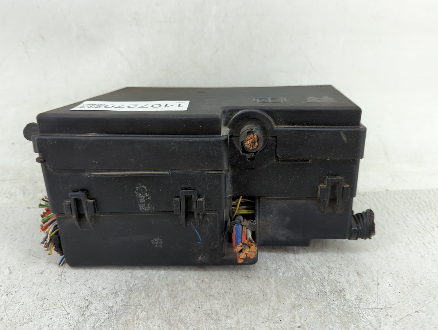 2013-2016 Ford Escape Fusebox Fuse Box Panel Relay Module P/N:AV6T-14A142-AB Fits Fits 2013 2014 2015 2016 OEM Used Auto Par