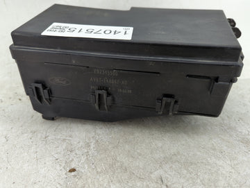 2013-2016 Ford Escape Fusebox Fuse Box Panel Relay Module P/N:AV6T-14A067-AD Fits Fits 2013 2014 2015 2016 OEM Used Auto Parts