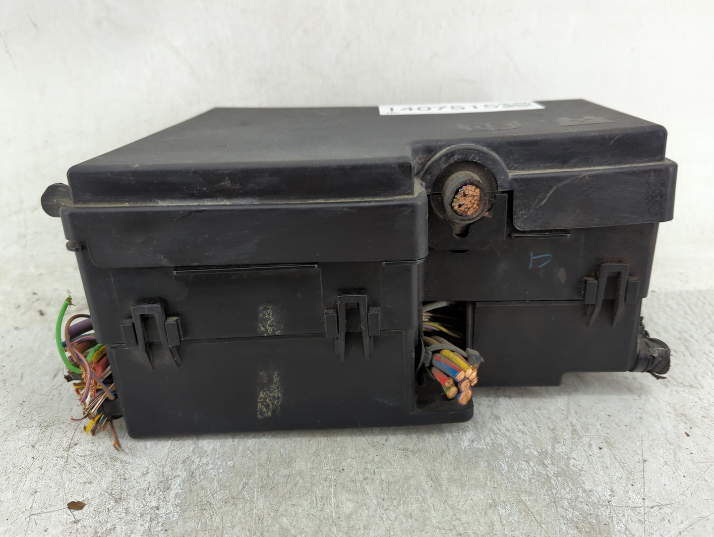 2013-2016 Ford Escape Fusebox Fuse Box Panel Relay Module P/N:AV6T-14A067-AD Fits Fits 2013 2014 2015 2016 OEM Used Auto Par