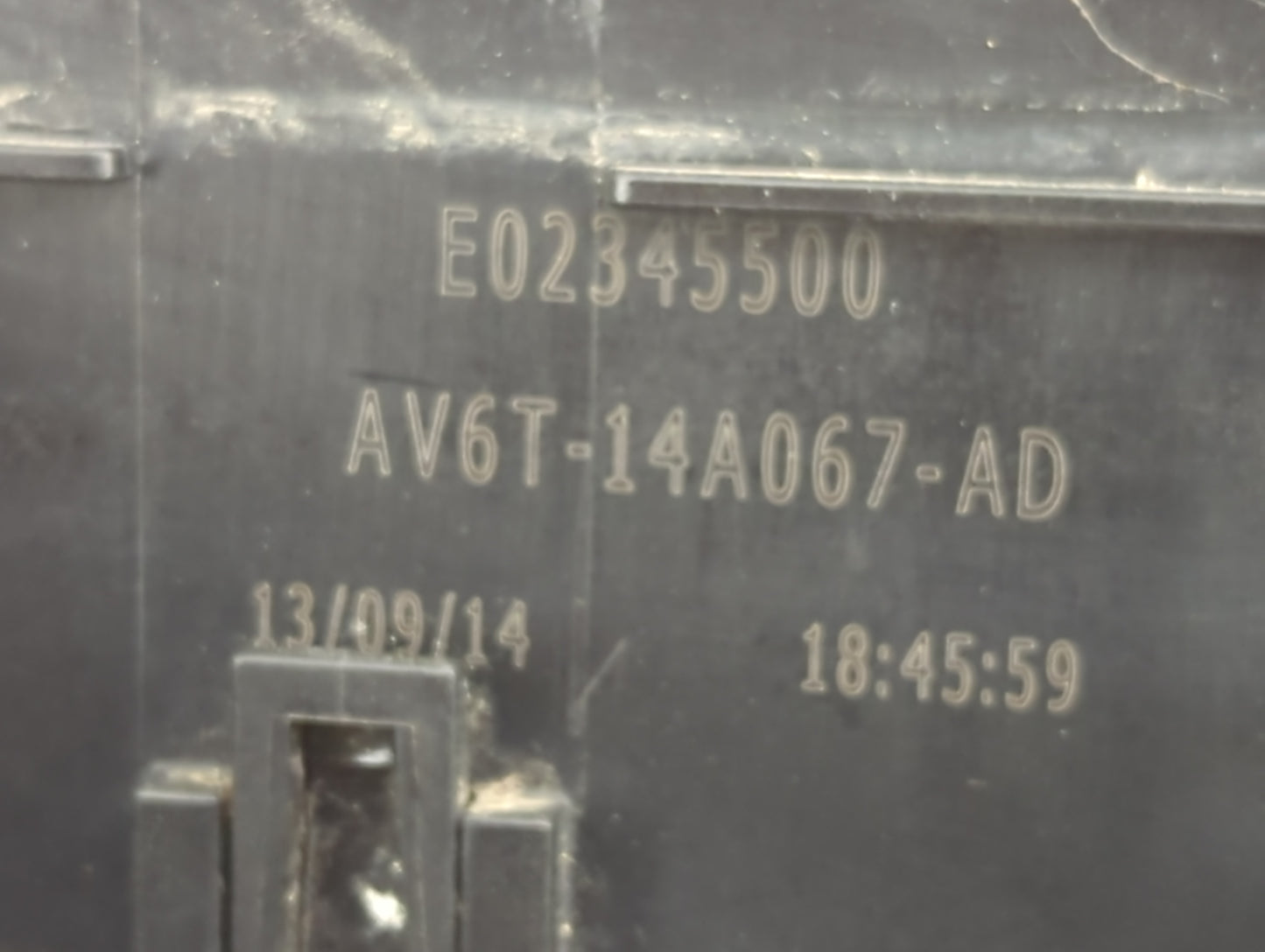2013-2016 Ford Escape Fusebox Fuse Box Panel Relay Module P/N:AV6T-14A067-AD Fits Fits 2013 2014 2015 2016 OEM Used Auto Par