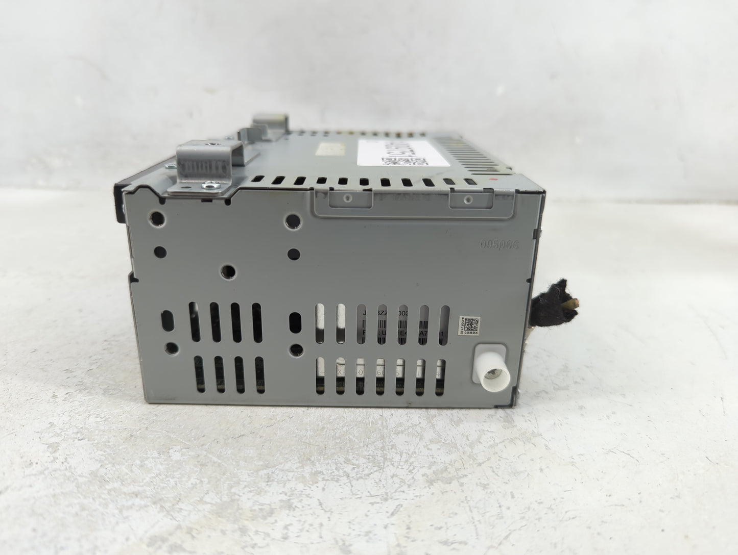 2013-2015 Ford Escape Radio AM FM Cd Player Receiver Replacement Fits Fits 2013 2014 2015 OEM Used Auto Parts - Oemusedautop
