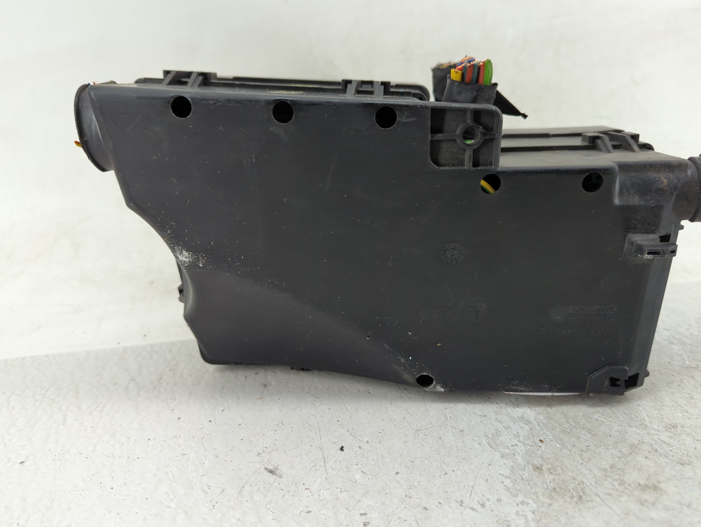 2013-2016 Ford Escape Fusebox Fuse Box Panel Relay Module P/N:E02345500 AV6T-14A067-AD Fits Fits 2013 2014 2015 2016 OEM Use