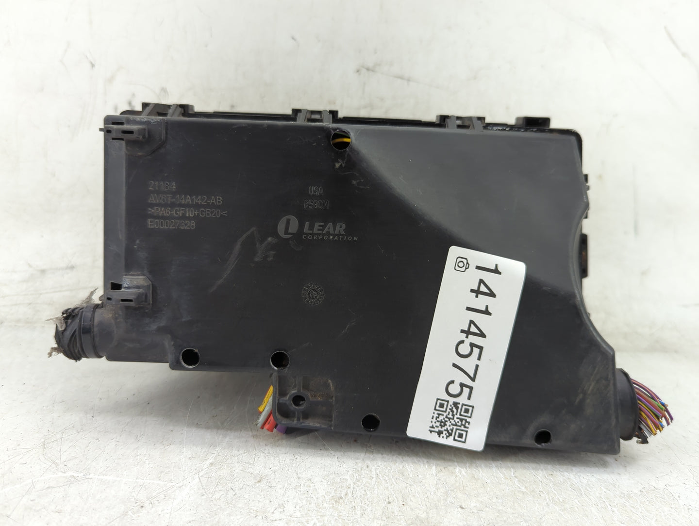 2013-2016 Ford Escape Fusebox Fuse Box Panel Relay Module P/N:AV6T-14A067-AB Fits Fits 2013 2014 2015 2016 OEM Used Auto Par