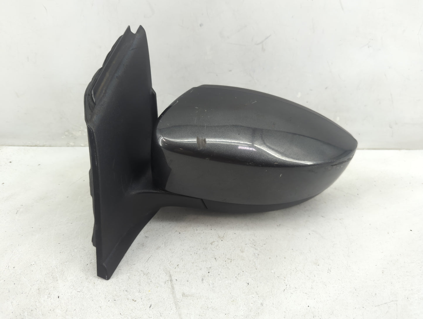 2013-2016 Ford Escape Driver Side View Mirror - Left Door Mirror OEM Used - Oemusedautoparts1.com