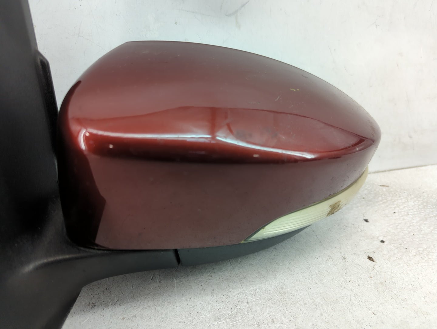 2013-2016 Ford Escape Driver Side View Mirror - Left Door Mirror OEM Used - Oemusedautoparts1.com