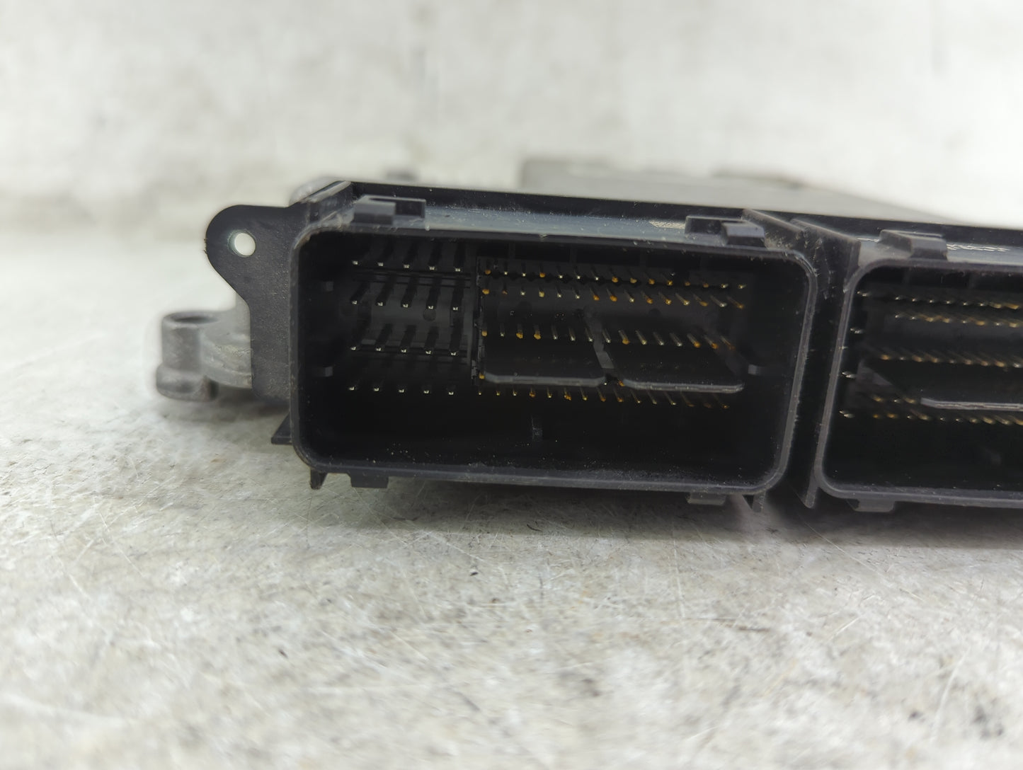 2015-2016 Ford Escape PCM Engine Control Computer ECU ECM PCU OEM P/N:FJ5A-12B684-BA FJ5A-12A650-UB Fits Fits 2015 2016 OEM 