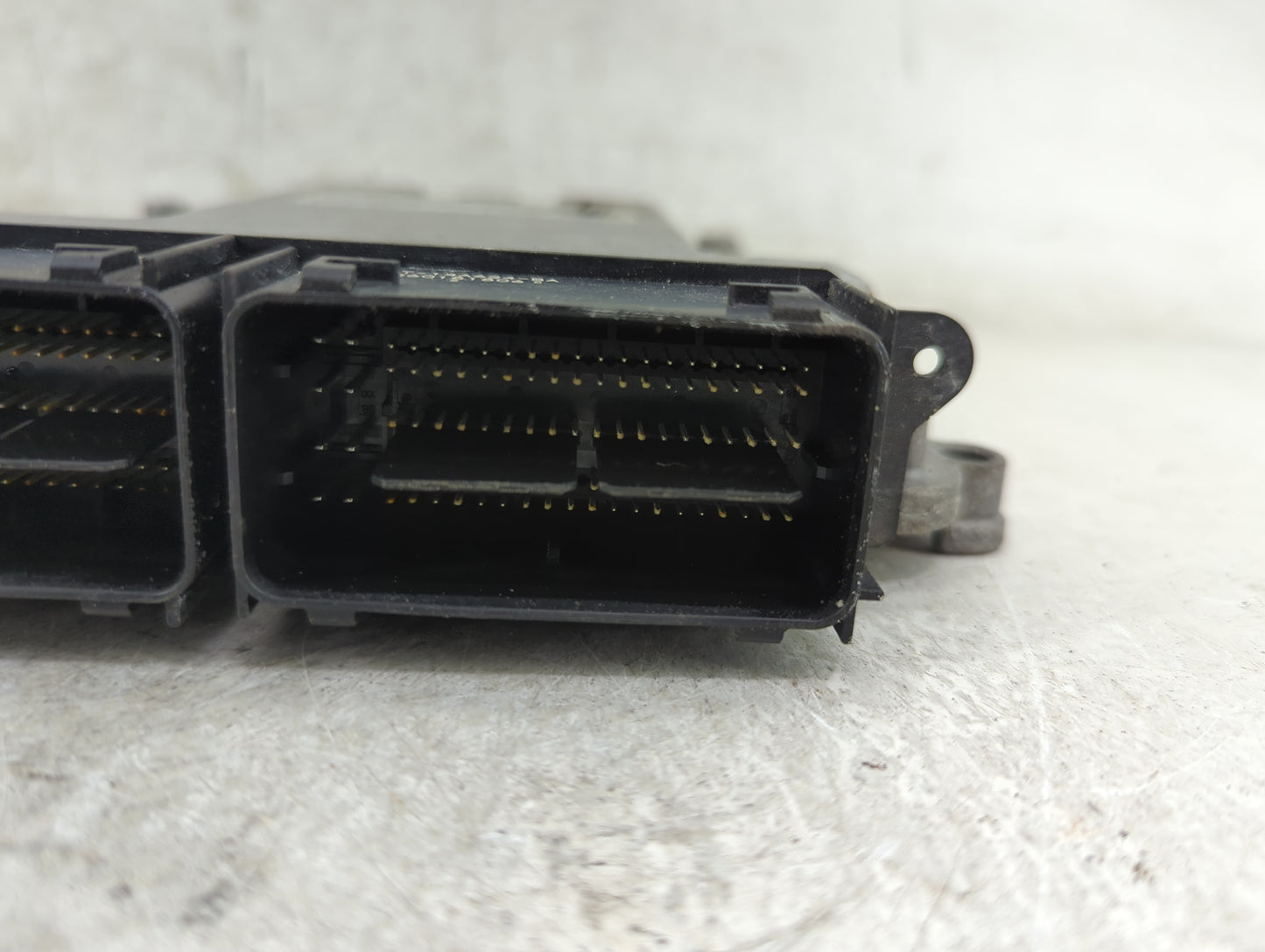 2015-2016 Ford Escape PCM Engine Control Computer ECU ECM PCU OEM P/N:FJ5A-12B684-BA FJ5A-12A650-UB Fits Fits 2015 2016 OEM 