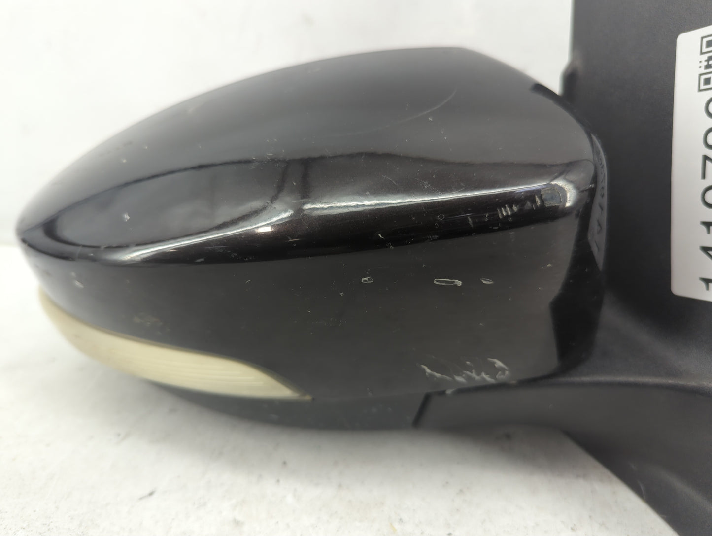 2013-2016 Ford Escape Passenger Side View Mirror - Right Door Mirror OEM Used - Oemusedautoparts1.com
