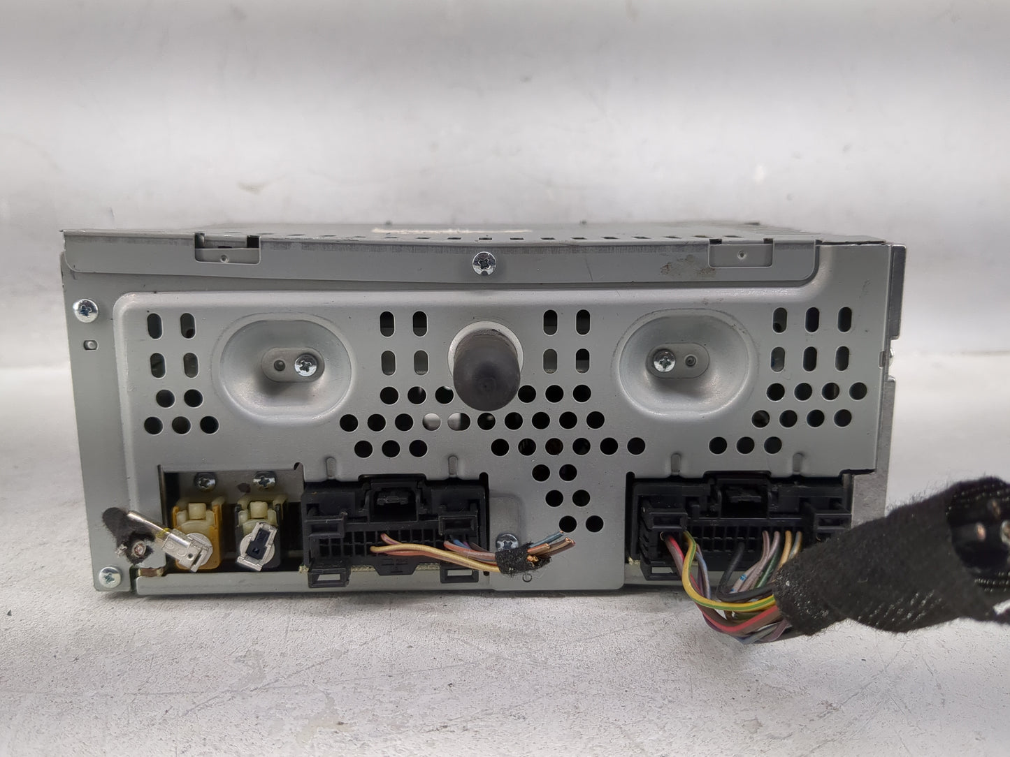 2013-2015 Ford Escape Radio AM FM Cd Player Receiver Replacement P/N:CJ5T-19C107-GA Fits Fits 2013 2014 2015 OEM Used Auto P