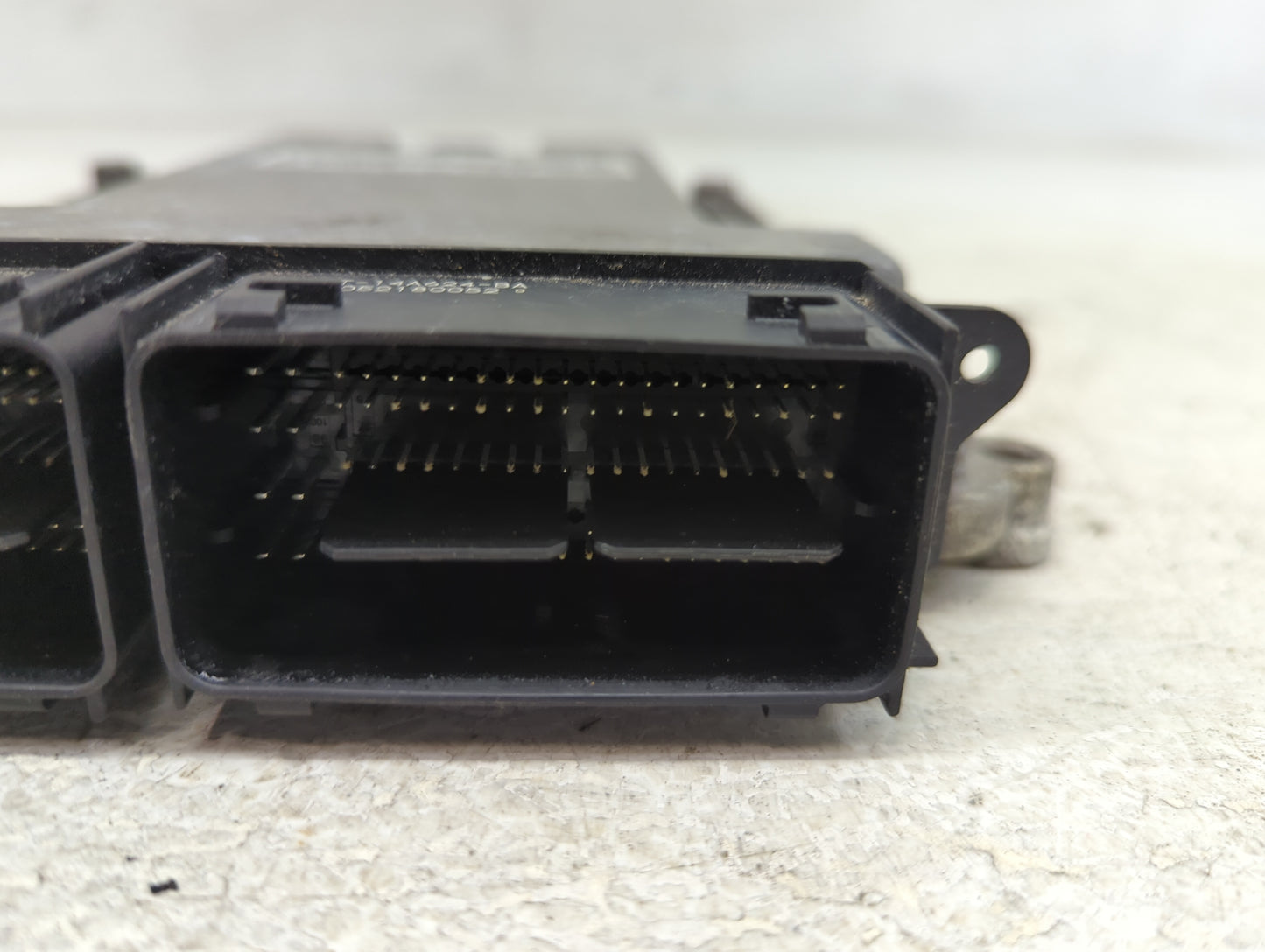 2015-2016 Ford Escape PCM Engine Control Computer ECU ECM PCU OEM P/N:FJ5A-12A650-PA FJ5A-12B684-BA Fits Fits 2015 2016 OEM 