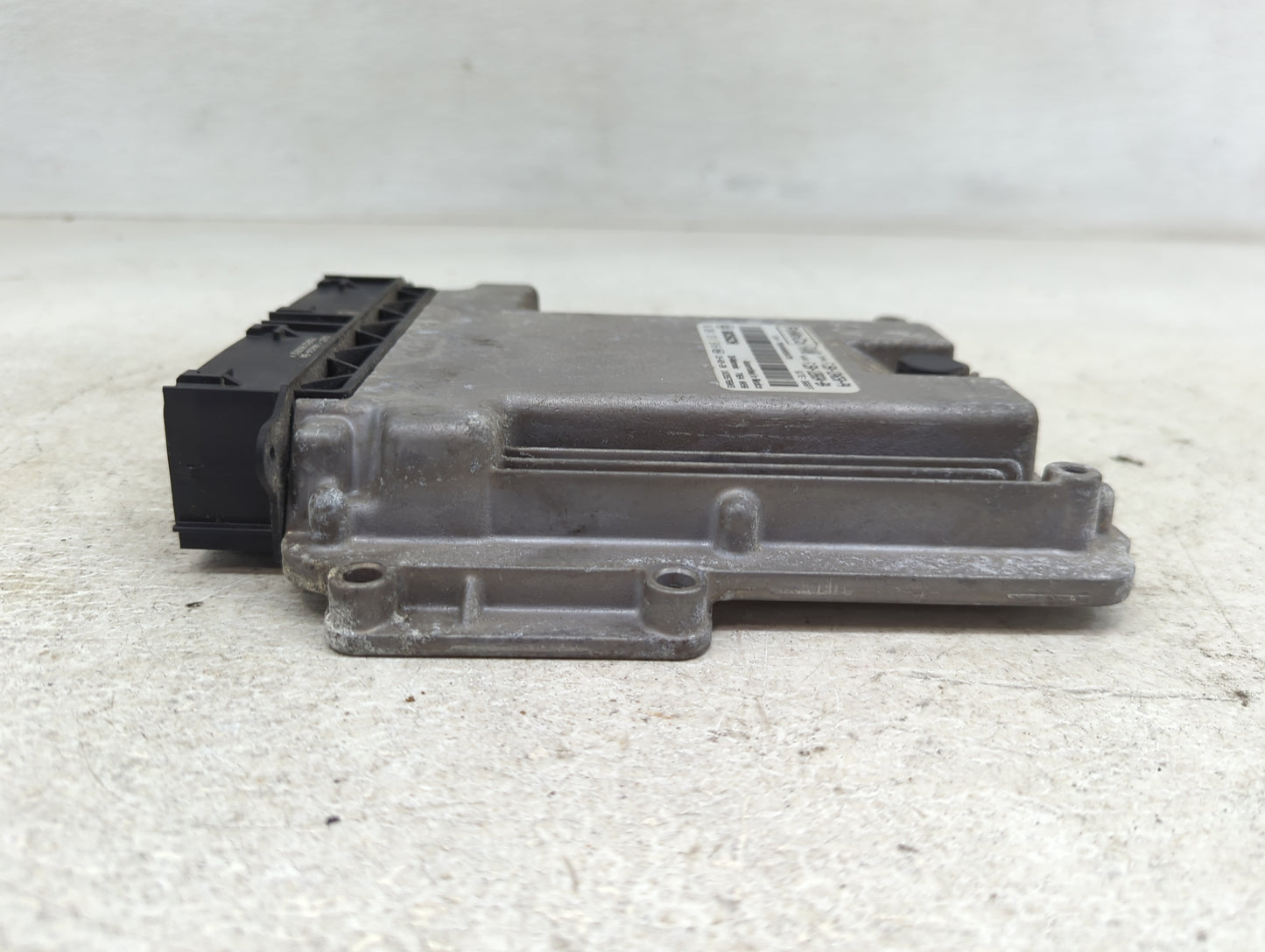 2015-2016 Ford Escape PCM Engine Control Computer ECU ECM PCU OEM P/N:FJ5A-12A650-PA FJ5A-12B684-BA Fits Fits 2015 2016 OEM 
