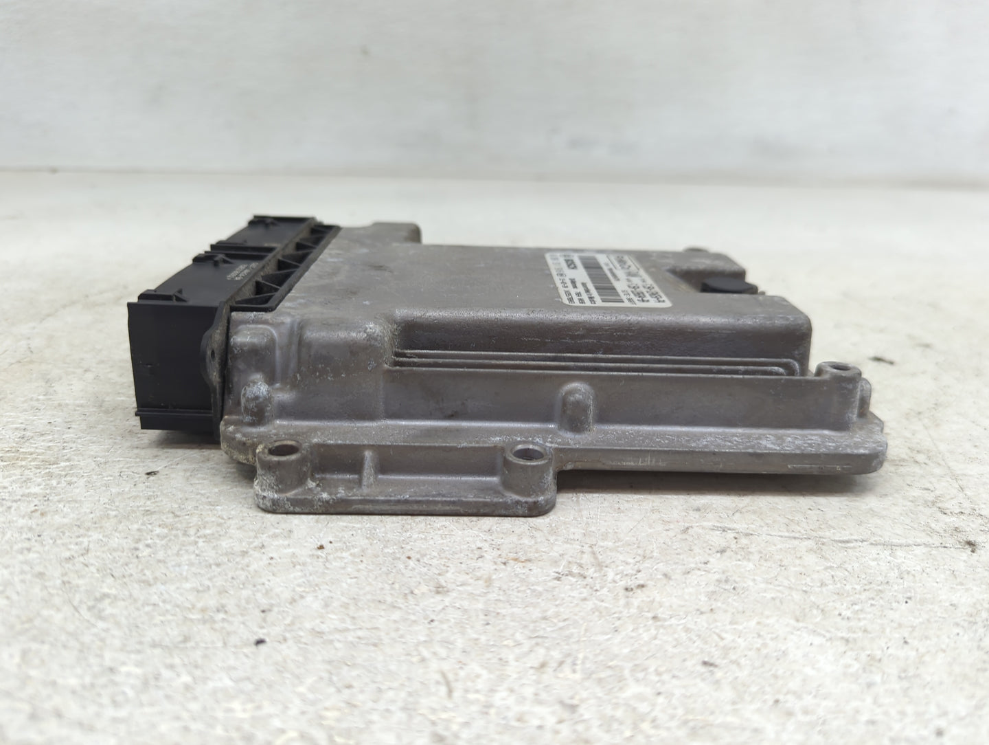 2015-2016 Ford Escape PCM Engine Control Computer ECU ECM PCU OEM P/N:FJ5A-12A650-PA FJ5A-12B684-BA Fits Fits 2015 2016 OEM 