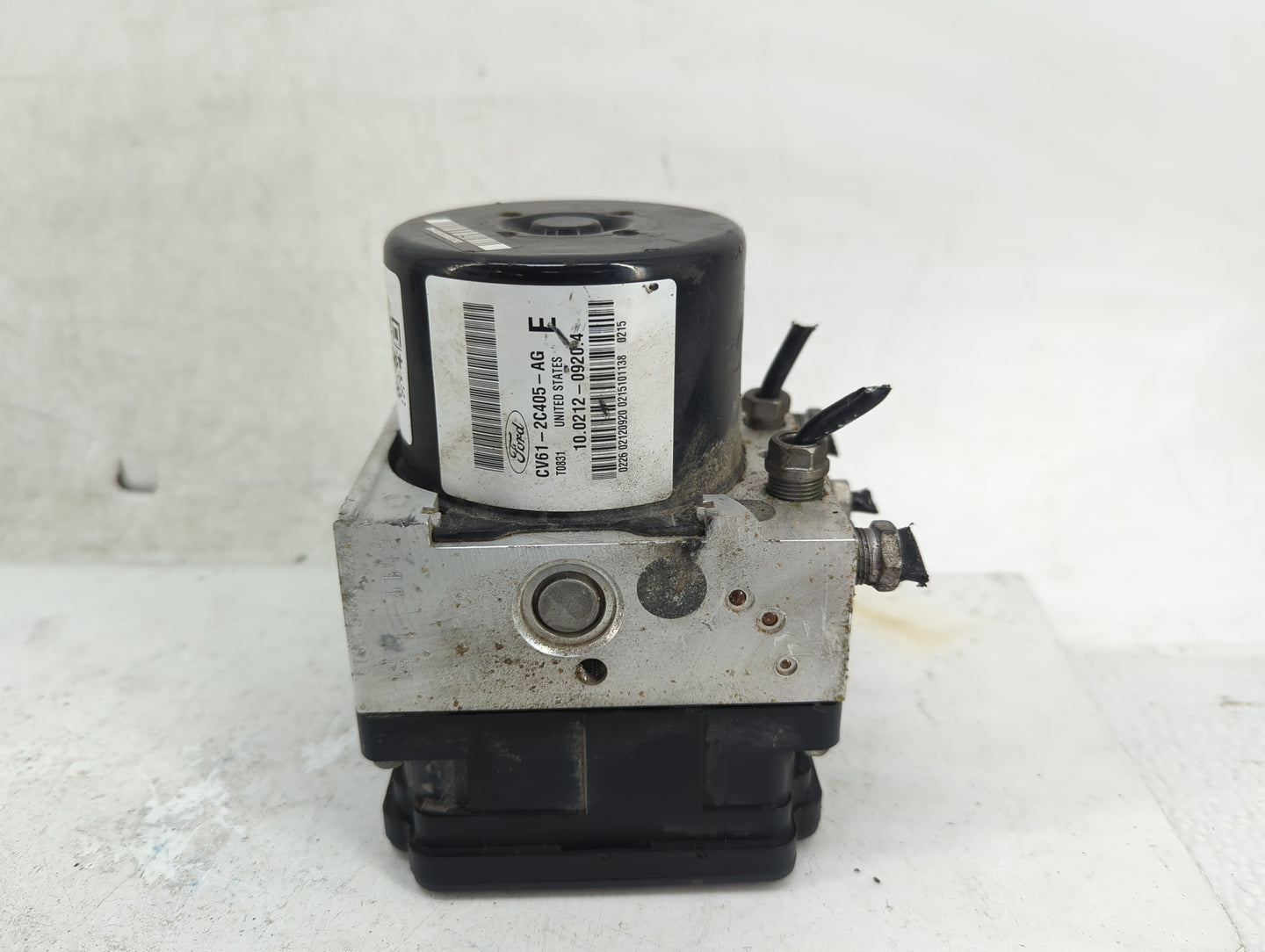 2013-2015 Ford Escape ABS Pump Control Module Replacement P/N:CV61-2C405-AG 10.0212-09204, 10.0961-0173.3 Fits Fits 2013 201