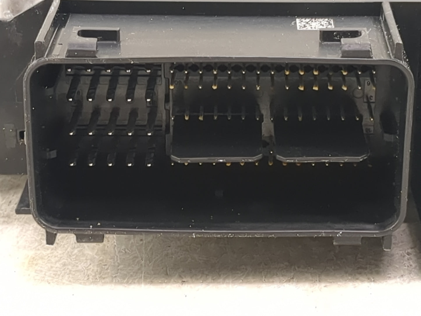 2015-2016 Ford Escape PCM Engine Control Computer ECU ECM PCU OEM P/N:FJ5A-12B684-BA FJ5A-12A650-VC Fits Fits 2015 2016 OEM 