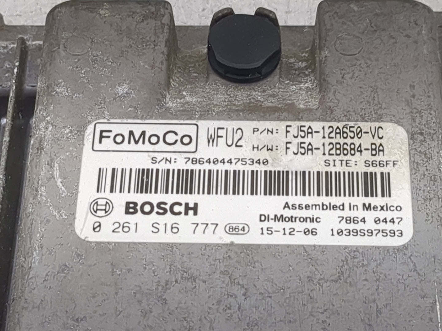 2015-2016 Ford Escape PCM Engine Control Computer ECU ECM PCU OEM P/N:FJ5A-12B684-BA FJ5A-12A650-VC Fits Fits 2015 2016 OEM 