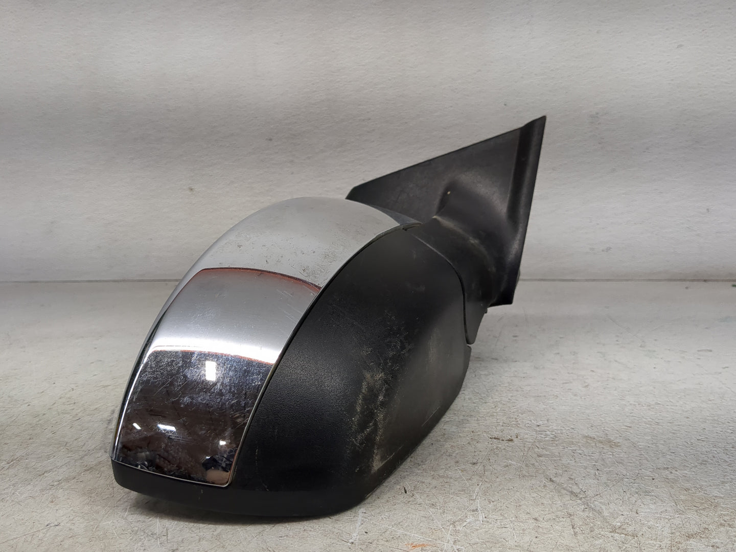 2014-2016 Ford Escape Passenger Side View Mirror - Right Door Mirror OEM Used - Oemusedautoparts1.com