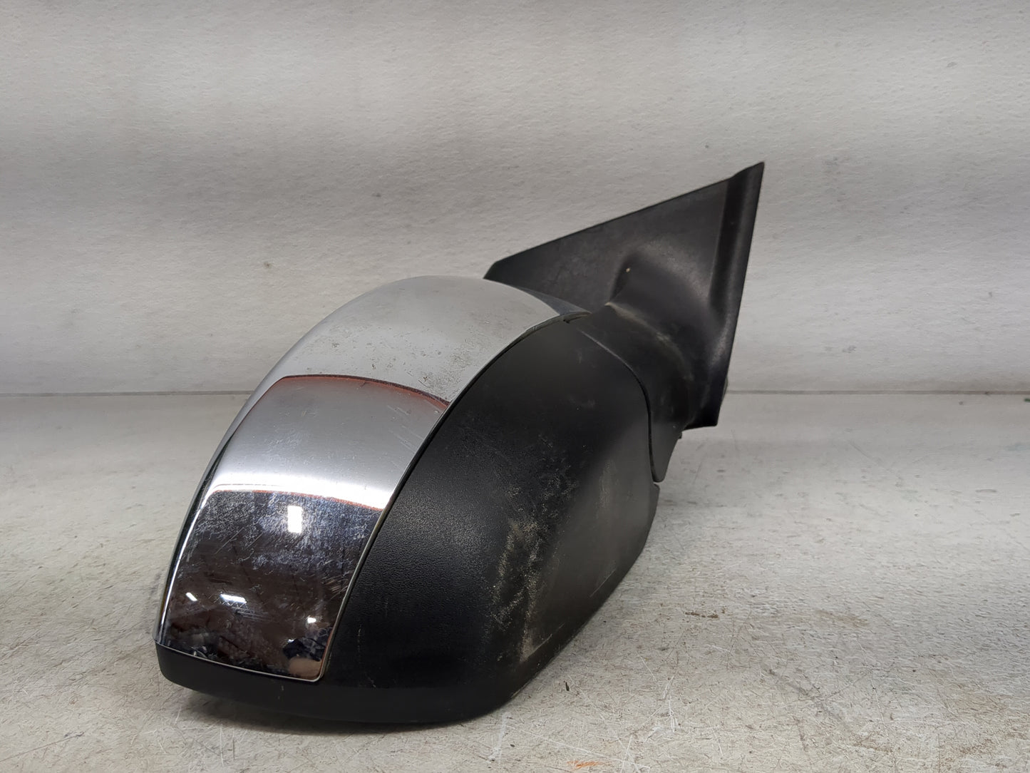 2014-2016 Ford Escape Passenger Side View Mirror - Right Door Mirror OEM Used - Oemusedautoparts1.com