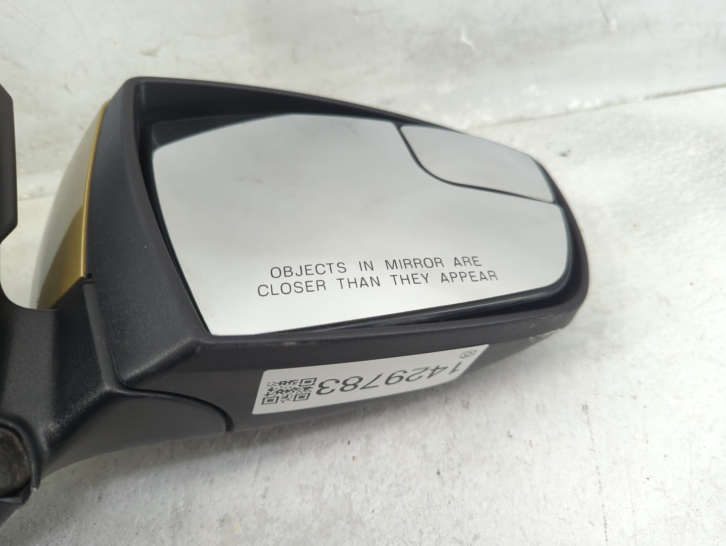 2013-2016 Ford Escape Passenger Side View Mirror - Right Door Mirror OEM Used - Oemusedautoparts1.com
